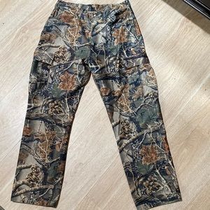 Cabela’s Seclusion 3 D camo pants